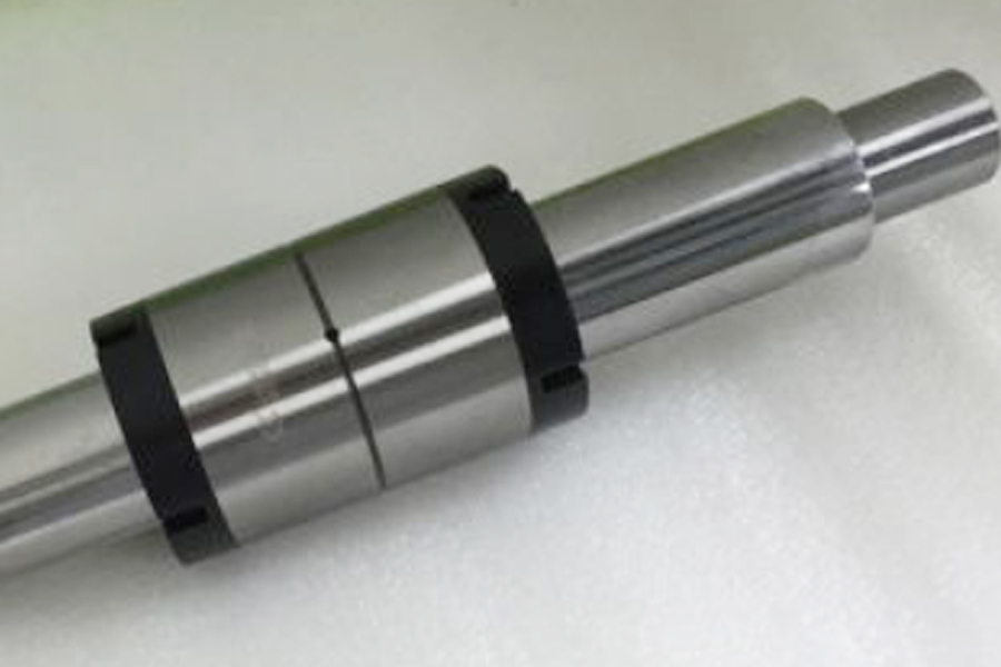 LG系列滾珠導(dǎo)軌和LZG系列滾柱導(dǎo)軌，區(qū)別在哪里？